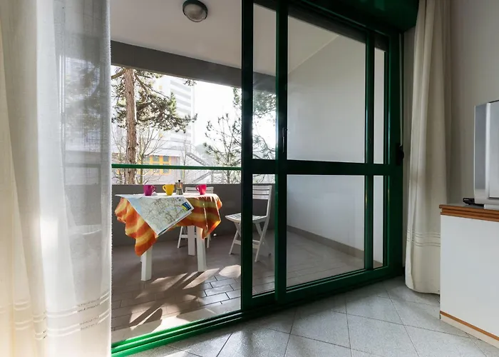 Warm And Bright In Near The Sea Apartment *