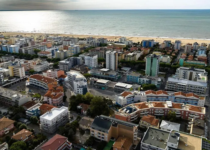 Warm And Bright In Near The Sea * Bibione