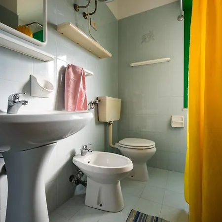 Warm And Bright In Near The Sea Apartment *