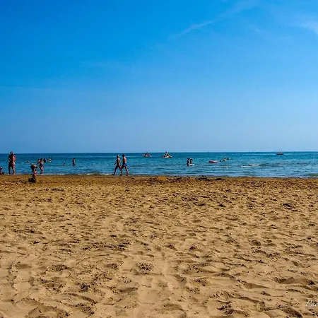Warm And Bright In Near The Sea Lägenhet Bibione